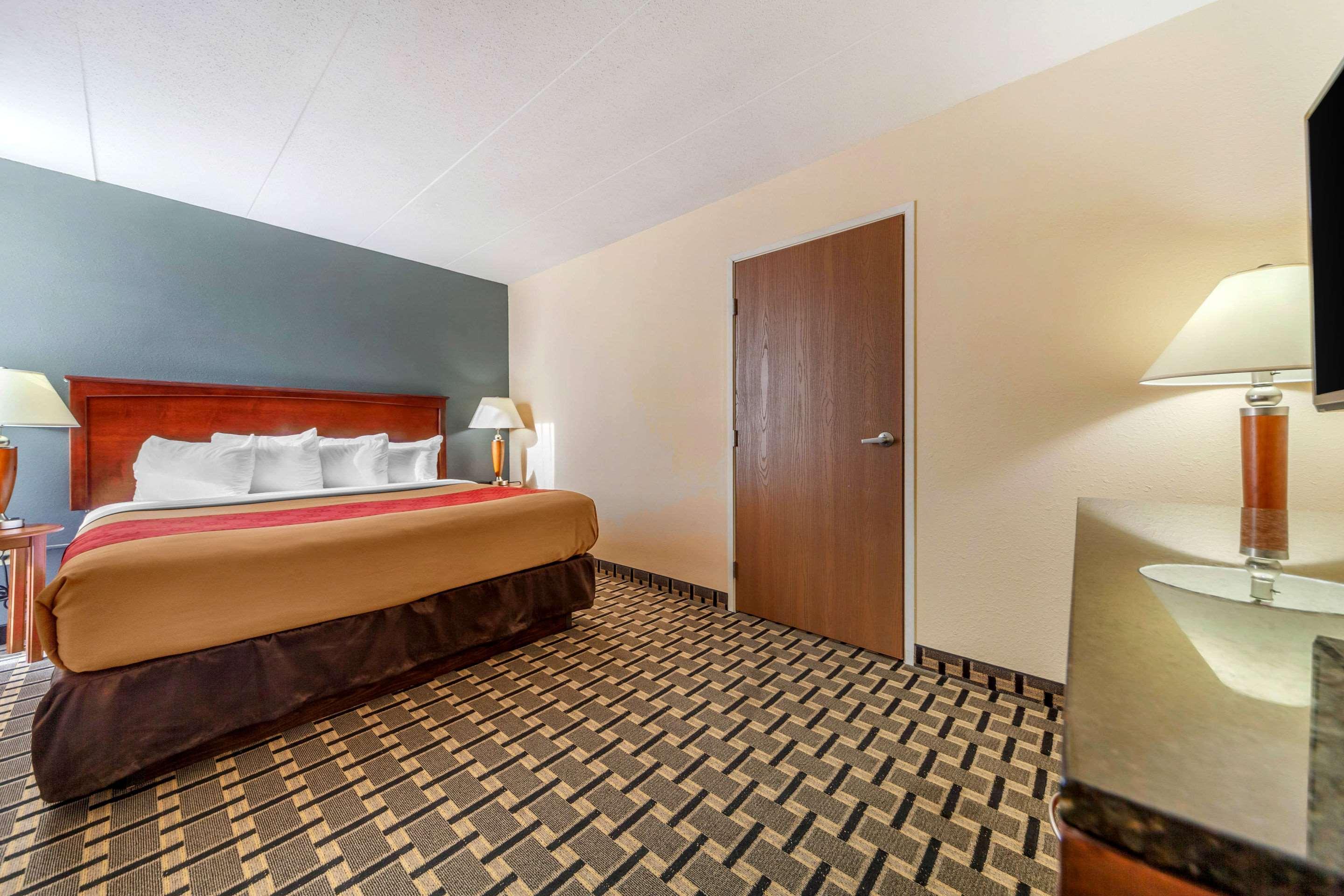 Econo Lodge Inn & Suites Brookings Exteriör bild
