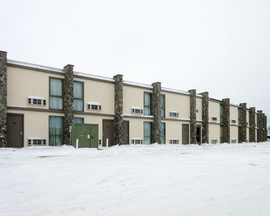 Econo Lodge Inn & Suites Brookings Exteriör bild