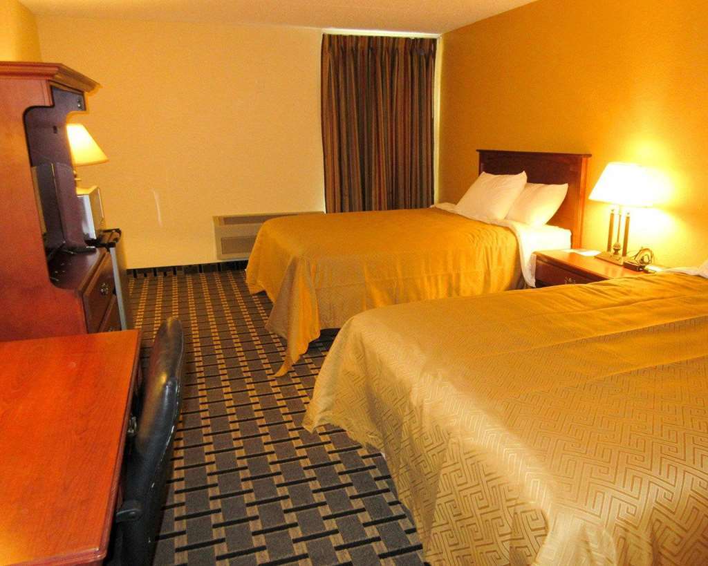 Econo Lodge Inn & Suites Brookings Rum bild
