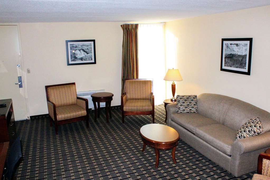 Econo Lodge Inn & Suites Brookings Rum bild